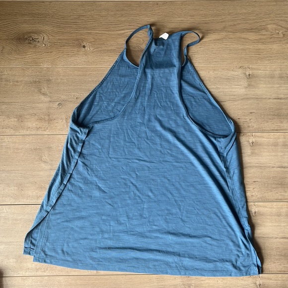 Under Armour Active Set - Picture 5 of 5